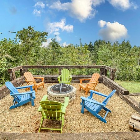 Sky High Lodge By Bk Stays. Large Cabin. Amazing Views. Game Room. Jacuzzi. Six Bedrooms. Sleeps 12 Blue Ridge Exteriör bild